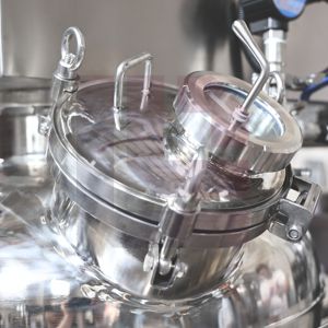 Mélangeur émulsifiant sous vide avancé 100L avec homogénéisateur pour usine pilote de laboratoire et tests cosmétiques - Product Image 5