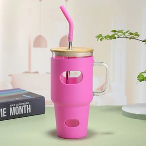 Gobelet en verre de 32 oz avec poignée et manchon en silicone pour les livreurs - Product Image 6