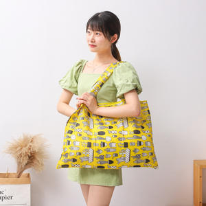 फैशन प्रिंट वाटरप्रूफ 210d किराने की टोट बैग मोंस्टेरा पुनः प्रयोज्य किराना बैग बड़ी मात्रा में मजबूत फोल्डेबल पॉलिएस्टर शॉपिंग बैग - Product Image 2