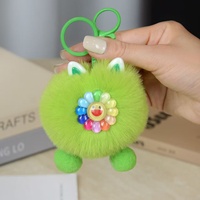 Porte-clés rond en peluche fait main avec visage souriant et fleur colorée, pendentif mignon pour sac, cartable et voiture