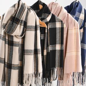 <span class=keywords><strong>Écharpe</strong></span> en fausse fourrure de <span class=keywords><strong>cachemire</strong></span> écologique pour femmes, motif à carreaux, ourlet à franges, <span class=keywords><strong>écharpe</strong></span> chaude et tendance pour l'hiver, à porter au quotidien - Product Image 5