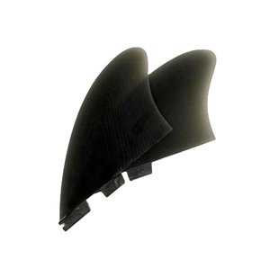 Fabricación de aletas de tabla de <span class=keywords><strong>surf</strong></span> China <span class=keywords><strong>surf</strong></span> Aletas gemelas Doble lengüeta dos Handcraft fibra de vidrio aletas gemelas - Product Image 1