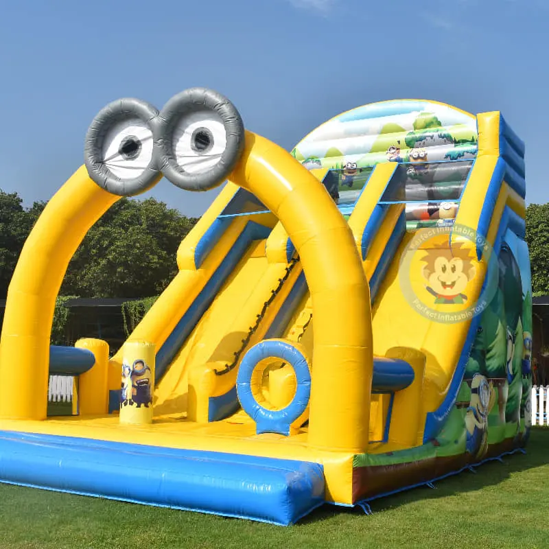 पीले inflatable सूखी स्लाइड मिनियन बिक्री के लिए inflatable स्लाइड