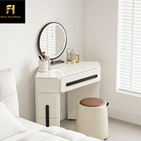 Table de maquillage de luxe légère française avec miroir LED de haute qualité et tiroirs en pierre triangulaire pour chambre à coucher de filles