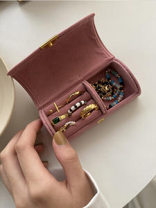 Hot Selling <strong>Ring</strong> Bracelet Necklace Storage <strong>Box</strong> <strong>Luxury</strong> Travel Compact Velvet Jewelry <strong>Box</strong> - Product Image 3