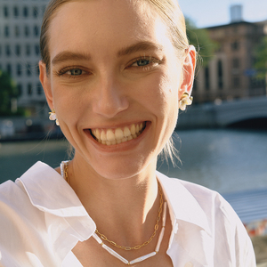 J & D elegante collar de cadena de acero inoxidable chapado en oro de 18 quilates collar de capa de cadena de eslabones de cadena de perlas acrílicas - Product Image 3