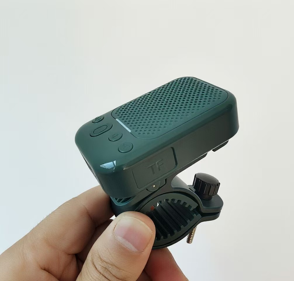 การฉีดน้ำมัน - สีเขียวเข้ม