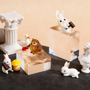 บล็อกโชว์สินค้าพลาสติกใสทรงลูกบาศก์ขนาด 2x2x1 นิ้ว ขัดเงา สำหรับวางโชว์เสื้อผ้า แบบพกพา เป็นมิตรกับสิ่งแวดล้อม สำหรับงานศิลปะ - Product Image 5