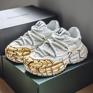 <span class=keywords><strong>Scarpe</strong></span> Sportive e Casual da Uomo con <span class=keywords><strong>Suola</strong></span> Rialzata Spessa, Nuova Rete Traspirante con Chiusura a Lacci per l'Estate - Product Image 3