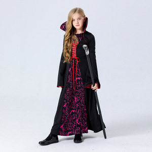 Disfraz de bruja para niños, vestido estampado en negro y rosa con capucha y bastón, traje de juego de rol para fiesta de Halloween para niños - Product Image 1