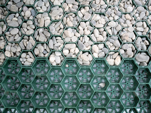 Grille de gazon en plastique HDPE pour drainage, allées de jardin, pentes, barrages, terrassements, parkings et aménagements paysagers - Product Image 6