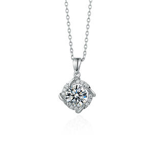 Collier Exquis pour Femme avec Pendentif Éolienne Tendance, Moissanite 1 carat incrustée, en Argent Sterling Premium Plaqué Or Rose et Rhodium - Product Image 1