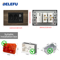 Prise murale DELEFU brésilienne 118 vintage en aluminium imitation bois avec port USB Type-C, durable.
