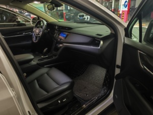 <span class=keywords><strong>Cadillac</strong></span> XT5 25T <span class=keywords><strong>2016</strong></span>, SUV a Gasolina, Auto Usado en China - Product Image 3