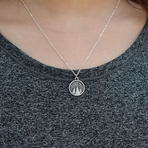 <span class=keywords><strong>Le</strong></span> <span class=keywords><strong>montagne</strong></span> stanno chiamando la <span class=keywords><strong>luna</strong></span> alberi di pino e la <span class=keywords><strong>luna</strong></span> crescente collana di gioielli <span class=keywords><strong>della</strong></span> natura - Product Image 5