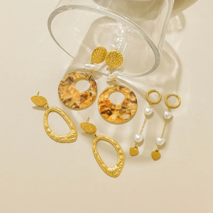 Pendientes Modernos de Acero Inoxidable 304 con Baño de Oro de 18K, Diseño Geométrico Irregular en Forma de Corazón, para Uso Diario - Product Image 6