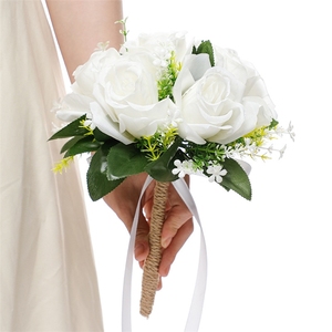 LUYI - Vente en gros <span class=keywords><strong>de</strong></span> bouquets <span class=keywords><strong>de</strong></span> mariée <span class=keywords><strong>de</strong></span> haute qualité, roses artificielles à haute sensibilité, petites roses fraîches pour mariage, roses en soie simulées à tenir à la main - Product Image 3