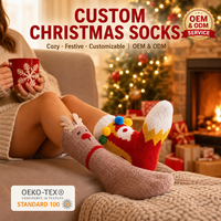 Chaussettes de Noël personnalisées avec logo en forme de bois de renne |   Design Pom-Pom Père Noël duveteux |   Cadeau de vacances confortable