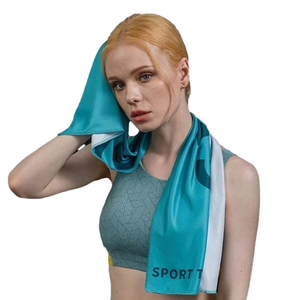 Serviette de sport en microfibre pour adultes, blanche, 30x100cm, douce, respirante, séchage rapide, avec effet rafraîchissant instantané et impression de logo personnalisée - Product Image 1
