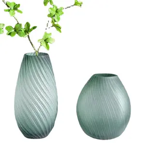 חדש עיצוב דקורטיבי Twisted פרח אגרטלי יד מנופחת ירוק צבע זכוכית אגרטל לסידורים