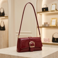 Sac à bandoulière en cuir verni, petit sac carré à boucle, sac à main à rabat pour usage quotidien