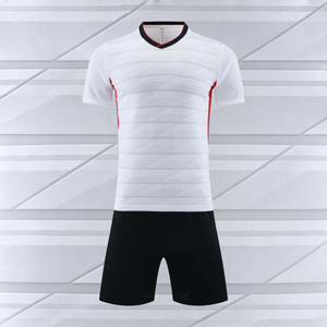 Ensemble de football personnalisé, maillot à manches courtes à séchage rapide, spécifique au match, logo personnalisable, vêtements d'entraînement de football - Product Image 2