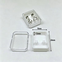 Mini boîte de rangement carrée en plastique pour boucles d'oreilles, avec couvercle transparent blanc, étui à bijoux pour clous d'oreilles, accessoires de piercing au cartilage, emballage