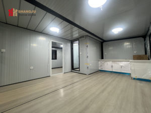 Conteneur d'expédition préfabriqué Roues <span class=keywords><strong>de</strong></span> <span class=keywords><strong>maison</strong></span> Petites maisons mobiles pour travail en ligne <span class=keywords><strong>Maison</strong></span> Salon Appartement Bureau mobile Travail - Product Image 5