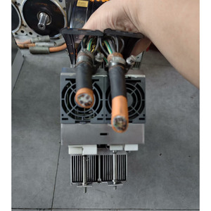 Variador de Frecuencia ACOPOS Multi I0220D 8BVI0220HWD0.000-1 Usado en Buen Estado 8BVI0220HWD0.000-1 Variador de Frecuencia ACOPOS Multi I0220D 8BVI0220H - Product Image 2
