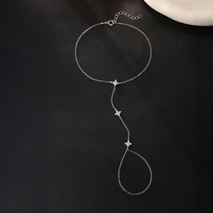 Bracelet ajustable et empilable en argent sterling 925 plaqué or et rhodium, avec breloque florale en moissanite 100% argent sterling 925 - Product Image 5