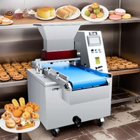 Machine de production complète et entièrement automatique pour la fabrication de mini-cupcakes, biscuits et gâteaux, avec déposeur de pâte et remplisseur de cupcakes