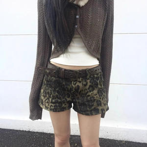 Summer Vintage Y2K Short en jean taille haute pour femmes Retro New Leopard Print Retro Pocket Button-Up Streetwear Hot Short Jeans - Product Image 1