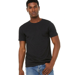 เสื้อยืดผ้าฝ้ายสีดำล้วน แขนสั้น ดีไซน์เรียบง่าย สำหรับผู้ชาย - Product Image 1