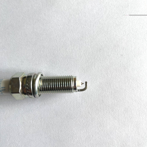 Bujía de iridio de alta calidad para HYUNDAI para KIA Accent Elantra 18846-11070 1884611070 SILZKR7B11 nueva para gasolina eléctrica - Product Image 3