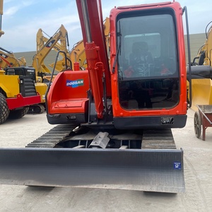 รถขุดมือสอง Doosan DX80 8 ตัน คุณภาพสูง ราคาประหยัด รถขุดตีนตะขาบเกาหลีแท้ พร้อมใบรับรอง CE/EPA ขาย - Product Image 2