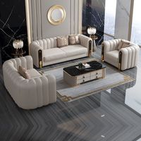 Luxuriöses Modernes Italienisches Kunstleder-Sofa-Set 4-Sitzer Gesteppt mit Schwammgold-Akzenten Wohnzimmermöbel für Villa und Hotel