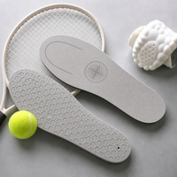 Semelles intérieures à bas prix en gros, inserts de chaussures souples et amortissants pour hommes et femmes, semelles respirantes en maille pour chaussures de course et baskets de travail