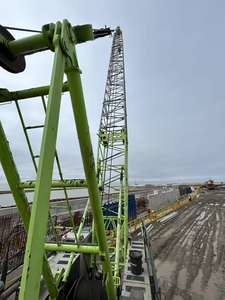 Grue sur chenilles Zoomlion d'occasion de haute qualité, 85 tonnes, ZCC850V, flèche de 46 m, garantie de 3 mois, excellent état, bon état de la boîte de vitesses/compétences du moteur - Product Image 2