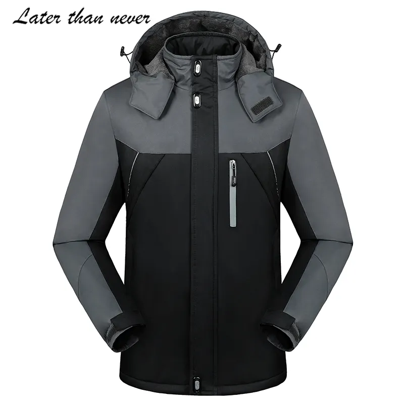 Mens Winter Windproof Outdoor Ski Jacket Lined With Soft Fur Hooded Zipper Up Water Repellent Rain Coat