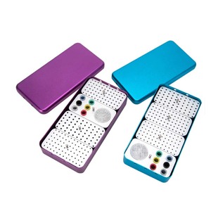 Support multifonctionnel pour fraises dentaires, conteneur polyvalent autoclavable avec quatre compartiments - Product Image 4