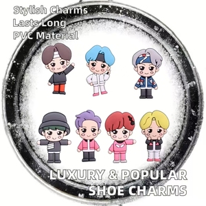 Vente en gros de breloques de chaussures personnalisées en caoutchouc pour enfants, inspirées des designs <span class=keywords><strong>BTS</strong></span> Boys de Corée, pour la décoration de chaussures, cadeau pour enfants - Product Image 2