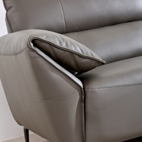 Sofá cama reclinable moderno de 3 plazas estilo Chesterfield con forma rectangular, brazos curvos sin espalda de cuero genuino para el hogar y la sala de estar