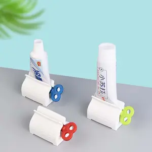 2024 Stand Design Manual Toothpaste Tube Squeezers Holder Stand Rolling Toothpaste Squeezer