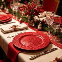 Assiettes de présentation de luxe 2026 en plastique PP durable et non toxique, motif flocon de neige rouge, pour mariages et banquets d'hôtel