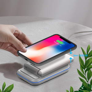 New Arrival xu hướng hot sản phẩm 15 Wát nhanh chóng sạc không dây 3 trong <span class=keywords><strong>1</strong></span> không dây sạc đứng có thể gập lại xách tay sạc không dây - Product Image 4