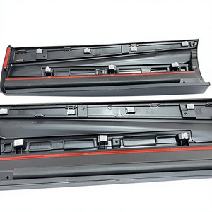 ASSY DE GARNITURE INFÉRIEURE DE PORTE ARRIÈRE Moulure latérale de carrosserie pour Honda CRV <span class=keywords><strong>E</strong></span>:HEV <span class=keywords><strong>E</strong></span>:PHEV 2023-2024 75313-3A0-A01 - Product Image 1