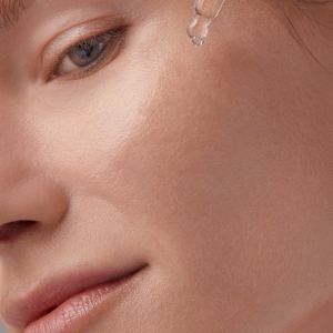 Suero Gold Drops 30ML a Base de Plantas con Retinol para Piel Madura, Arrugas, Hidratación, Firmeza, Cuidado Facial - Product Image 3