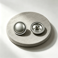 Boutons en alliage de zinc personnalisés en gros CF, fabricant de quincaillerie métallique pour vêtements, accessoires vestimentaires de haute qualité, faible MOQ