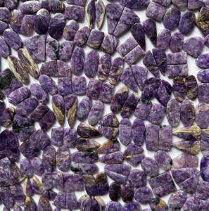 Paire de cabochons de charoïte naturelle de haute qualité, taille libre, pierres précieuses polies pour la fabrication de bijoux - Product Image 2