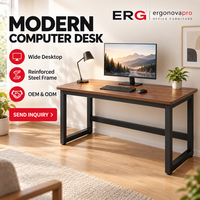 Bureau d'ordinateur moderne pour la maison avec plateau en bois couleur noyer et structure en acier noir pour l'étude et le bureau à domicile